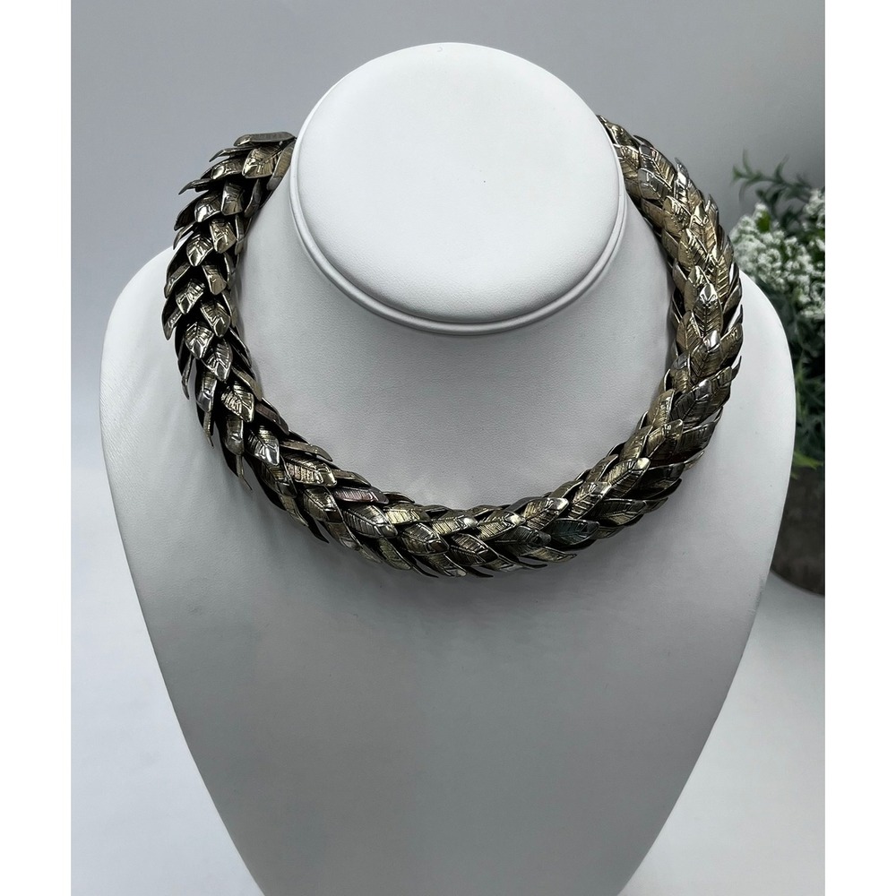 Vintage Rounded Braided 3D Leaf‎ Motif Collar Antique Metal Statement Necklace